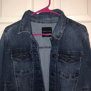 Women’s jean jacket